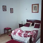 Δωμάτια σε οικογενειακή κατοικία Vivenda Do Sobreiro Al