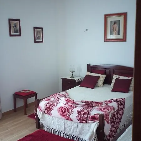 Homestay Vivenda Do Sobreiro Al