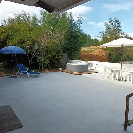 Проживание в семье Vivenda Do Sobreiro Al *